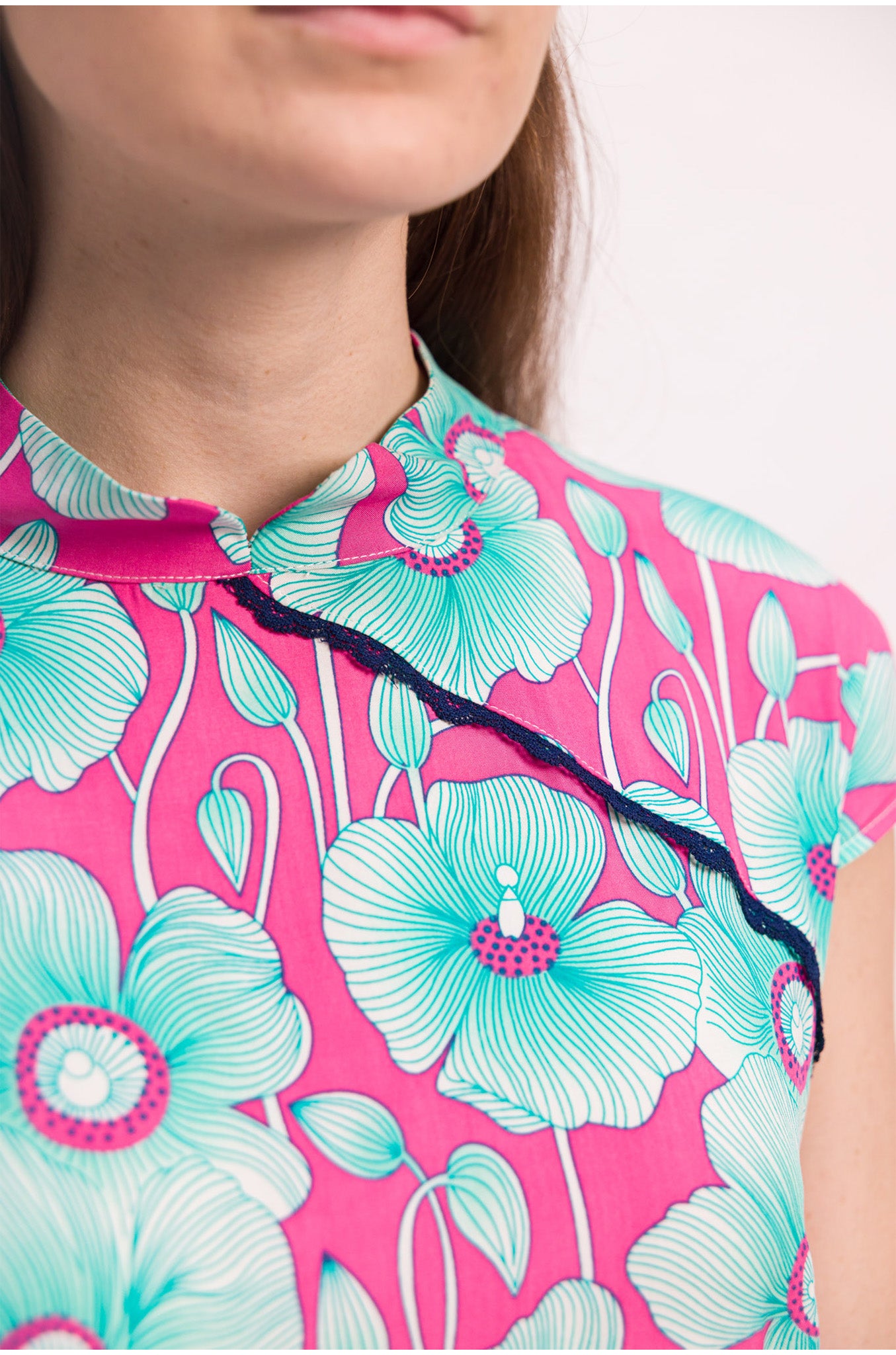 ROBE UMA COURTE VISCOSE ASIE