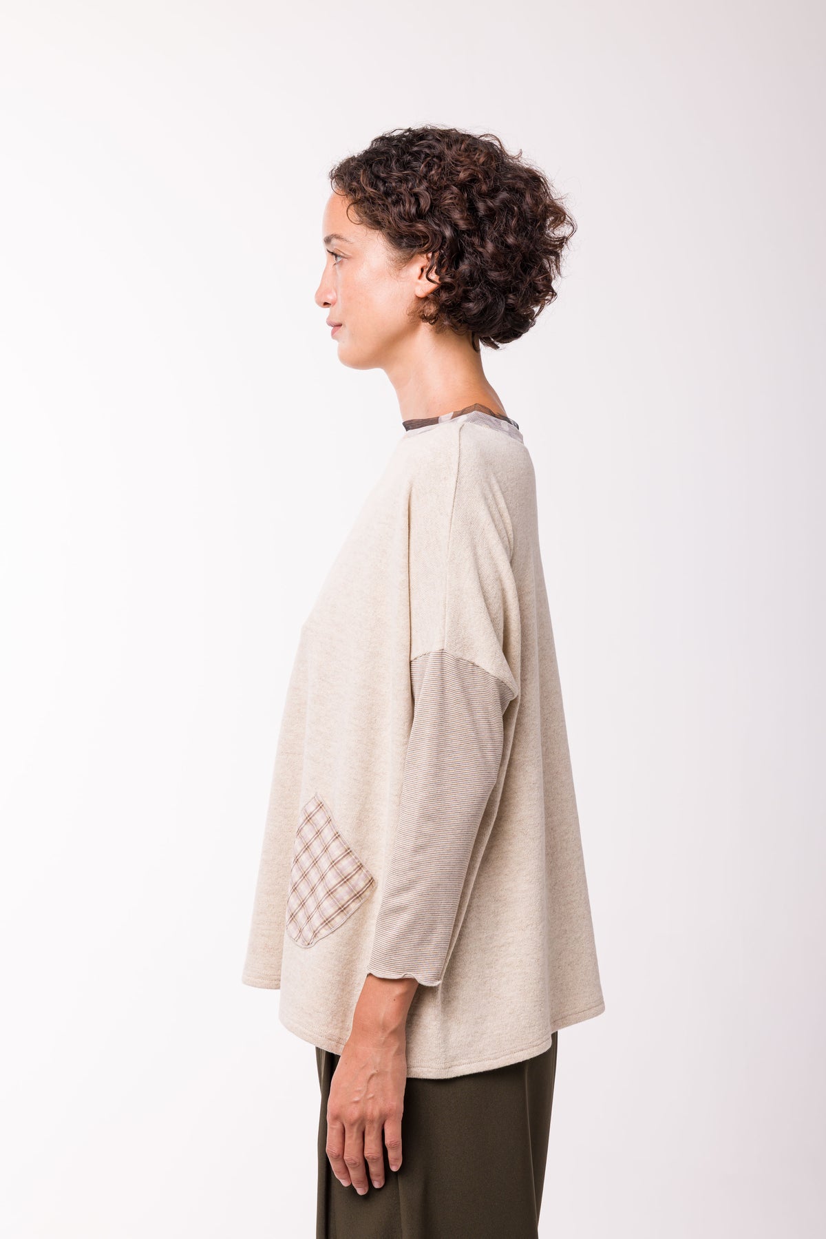 Pull Poches beige