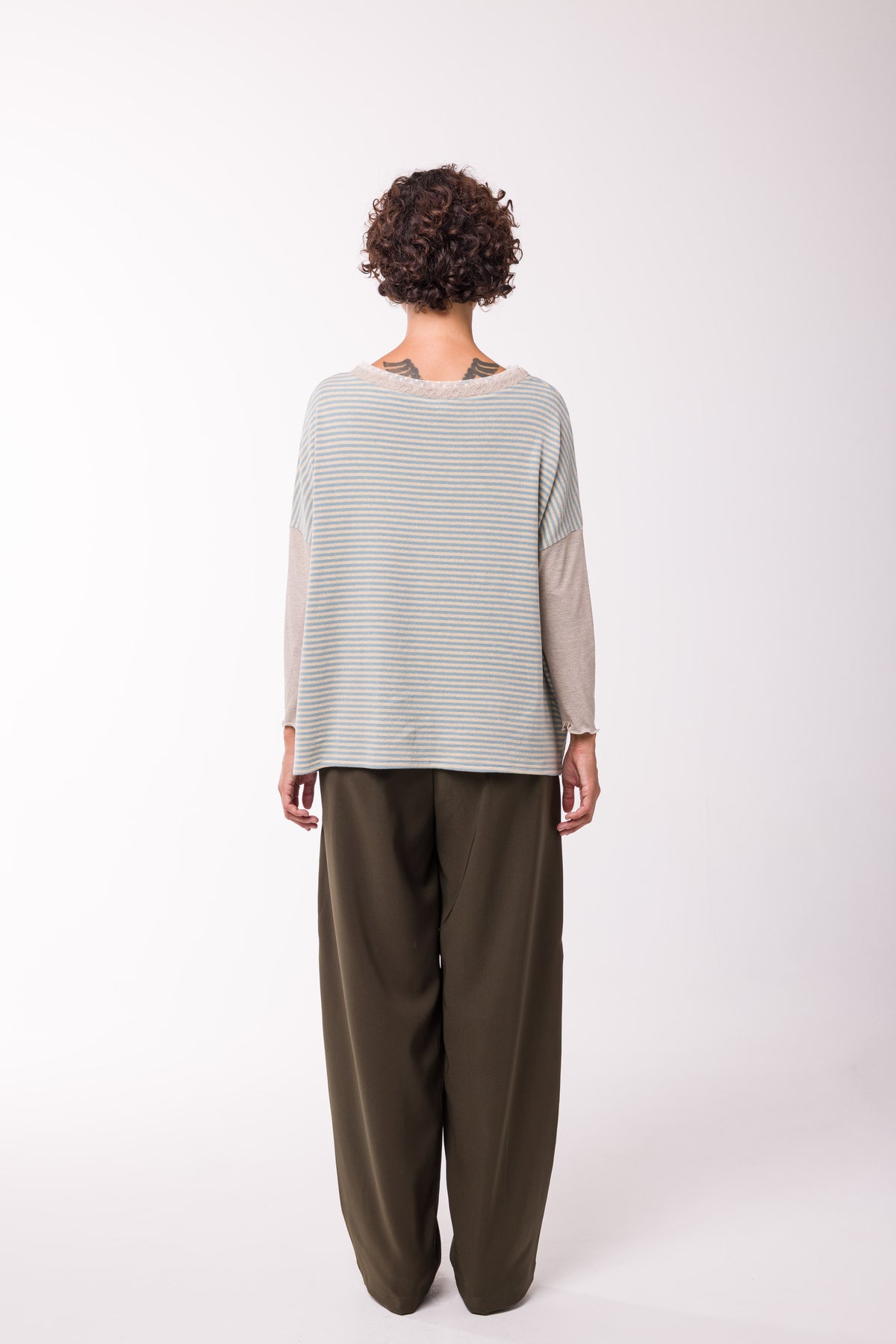 Pull Poches rayé bleu