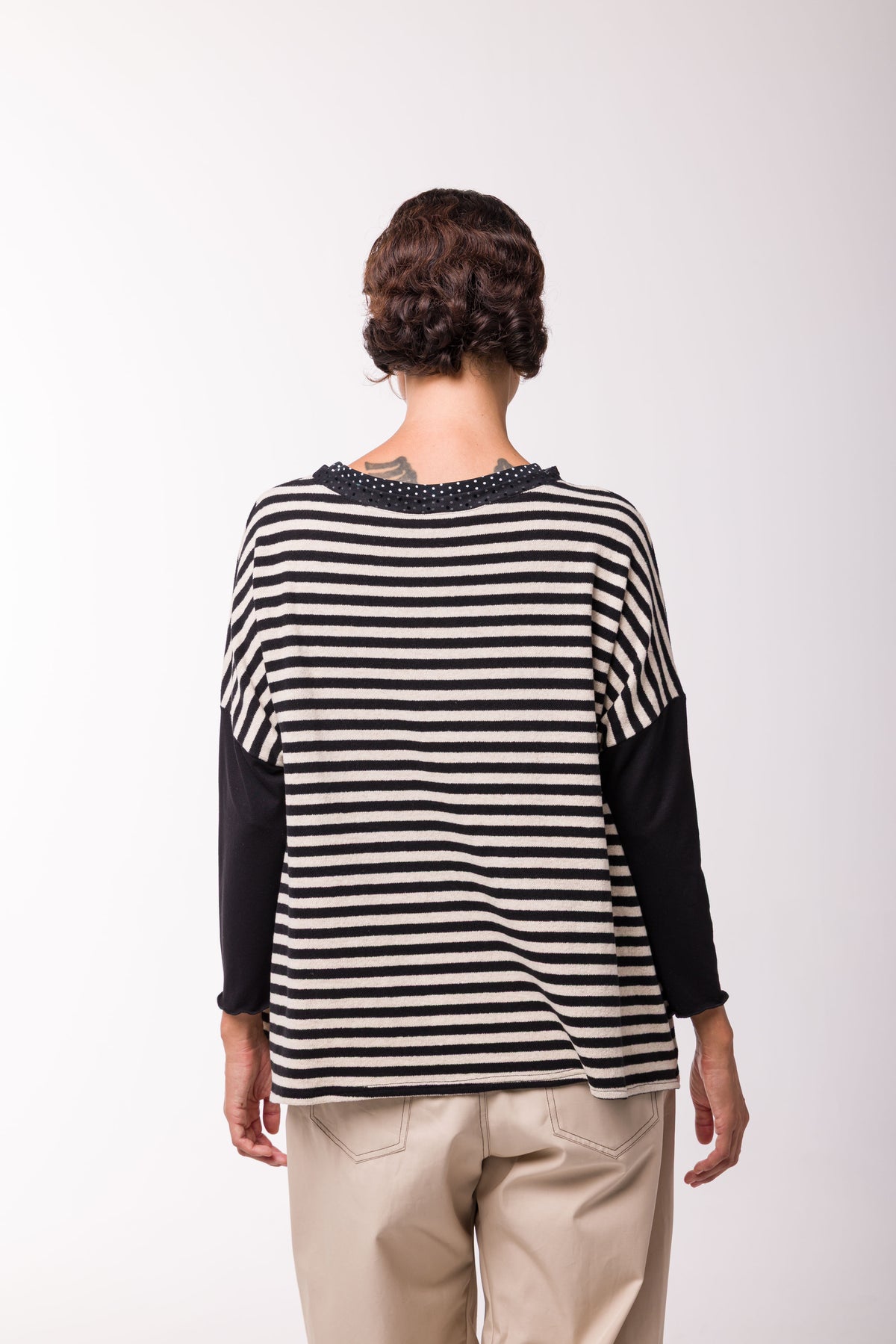 Pull Poches rayé n&b