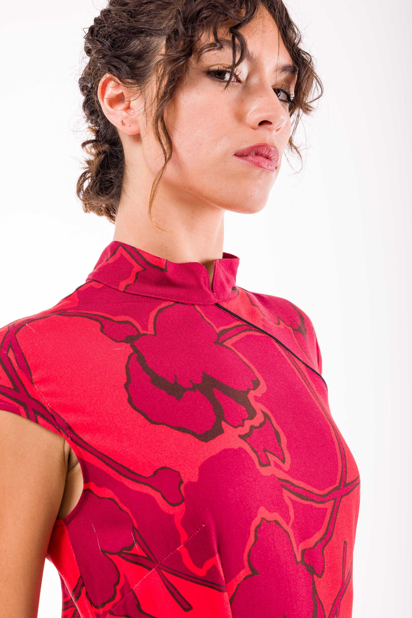 Robe Uma rouge